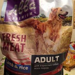Фото сухого полнорационного корма «Авва Фреш Мит» со свежим ягнёнком и рисом для взрослых собак