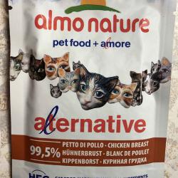 Фото консервированного дополнительного корма «Альмо Натюр Альтернатив» с куриной грудкой для взрослых кошек