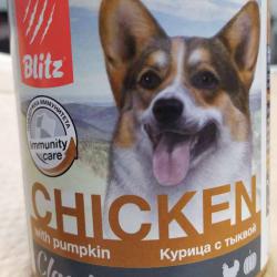 Фото консервированного полнорационного корма «Блиц Классик» с курицей и тыквой для собак всех пород, размеров и возрастов