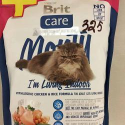 Фото корма Brit Care Monty I'm Living Indoor Hypoallergenic Chicken & Rice Formula for Adult Cats