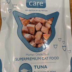 Фото консервированного дополнительного корма «Брит Кеа — Настоящее мясо в соусе» с тунцом для кошек