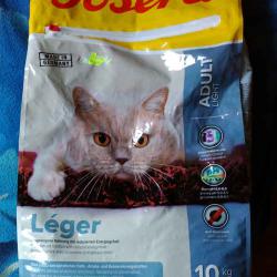 Фото сухого полнорационного корма «Жозера Леже» для взрослых кошек, склонных к лишнему весу