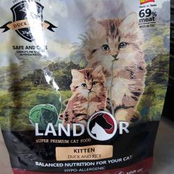 Фото сухого гипоаллергенного полнорационного корма «Ландор» с уткой и рисом для котят