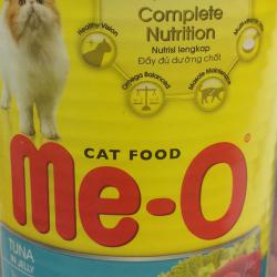Фото консервированного полнорационного корма «Мео» с тунцом в желе для взрослых кошек