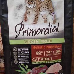 Фото сухого беззернового полнорационного корма «Примордиал» с уткой и индейкой для взрослых кошек