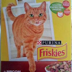 Фото сухого полнорационного корма Пурина Фрискас «С мясом и полезными овощами» для взрослых кошек