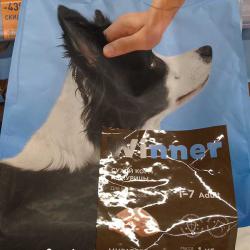 Фото сухого полнорационного корма «Виннер» для взрослых собак средних пород